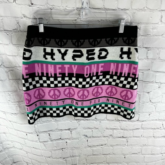 H&M Dresses & Skirts - H&M Winter knit skirt